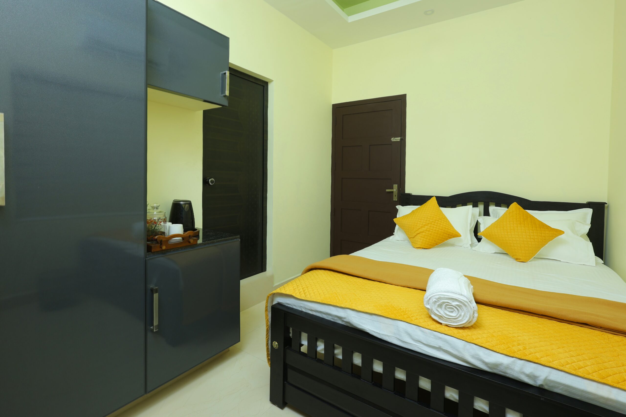 forest view rooms in paniyeli